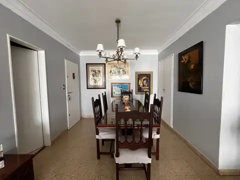 Departamento 4 ambientes en venta - Plaza Colón
