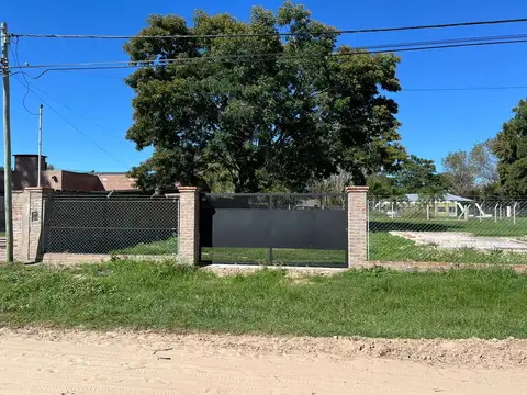 GRAN TERRENO DE 976 M2 EN COLASTINE