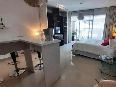 Alquilo Temporario en Palermo. Departamento Monoambiente con Balcón. Edificio con Amenities.