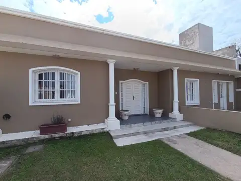 Rodolfo De Alzaga 7400