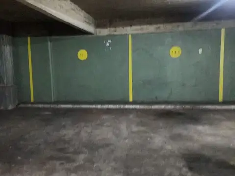 Cochera en venta Palermo.