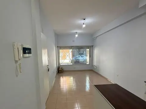 Depto Tipo Casa en Alquiler de 1 dormitorio