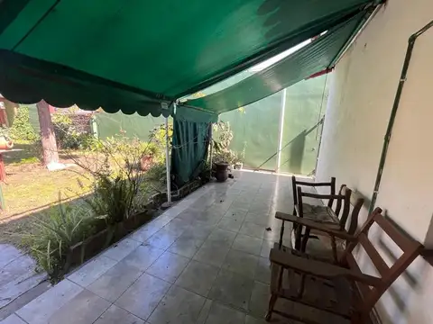 Esteban Echeverria 855