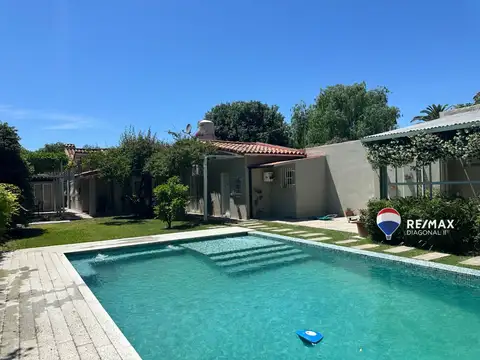 Casa en Venta en Villa Elisa, USD 239.900