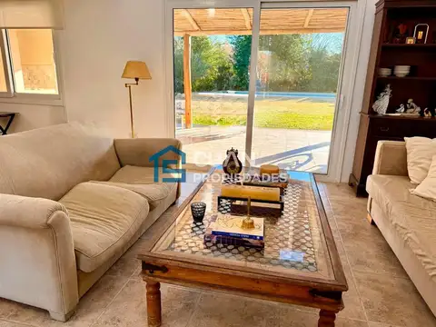 Casa en Venta en Saint Matthews, USD 310.000