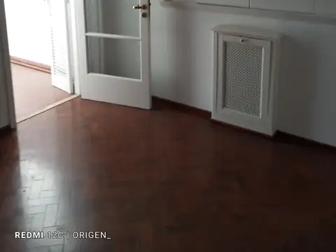 Entre Ríos 1100, Piso 7