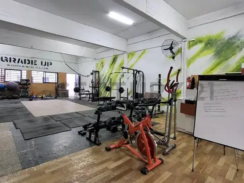 72 Entre 22 y 23 , Piso 0