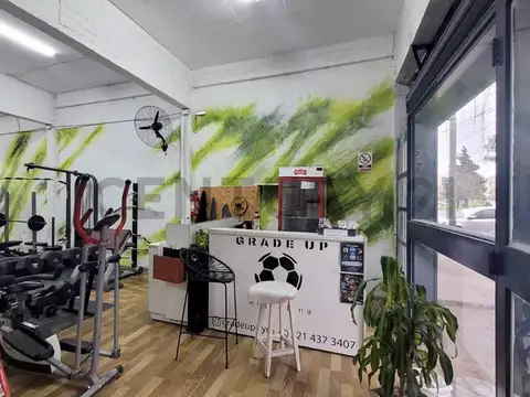 Local Comercial con vivienda en Venta en La Plata