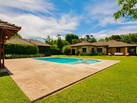 Venta Casa de 5 dormitorios en Fisherton