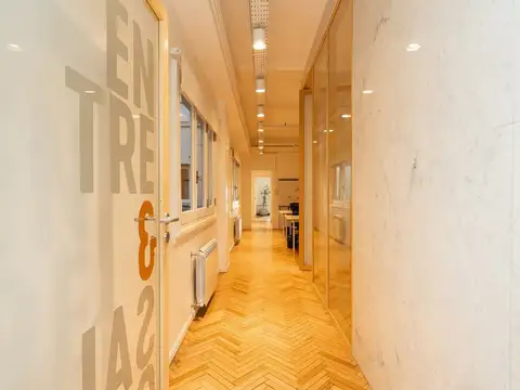 Oficina en Venta 70 años