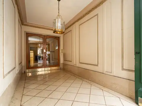 Oficina en Venta 70 años