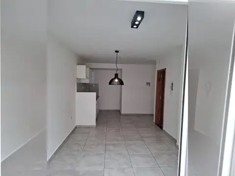 Paraguay 300, Piso 8