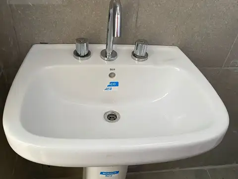 Local en Alquiler A Estrenar