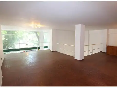 BURATTI Venta Muy buen Local en esquina s/Maipú y San Lorenzo, excelente ubicación