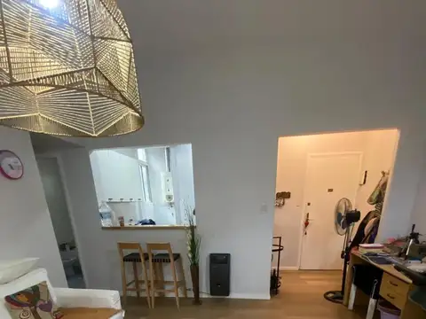 Venta de PH de 3 ambientes , segundo por escalera, terraza compartida en Villa Crespo