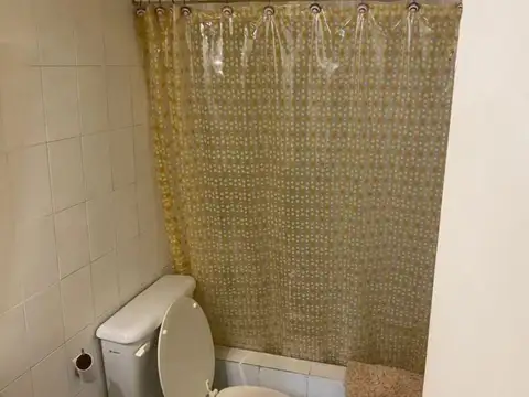 Depto Tipo Casa en Venta 40 años