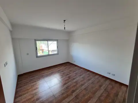 Departamento en Venta en Villa Luzuriaga, USD 95.000