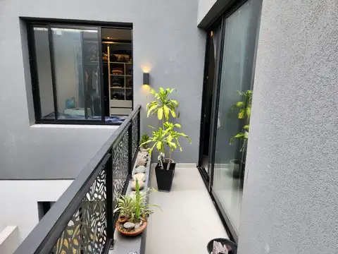 Depto Tipo Casa en Venta en Flores, USD 160.000