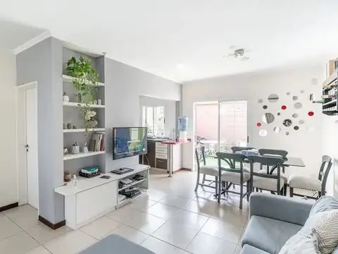 DEL VALLE IBERLUCEA 1300