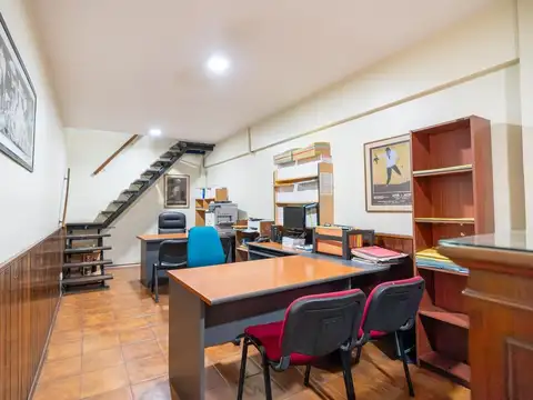 Avenida Pellegrini 1400