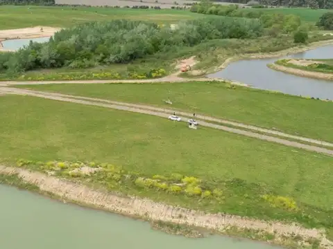 VENTA - LOTE - CLUB DE CAMPO SANTA INES - LUJAN