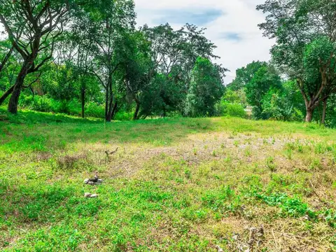 Terreno en Venta de 1827,0 m2