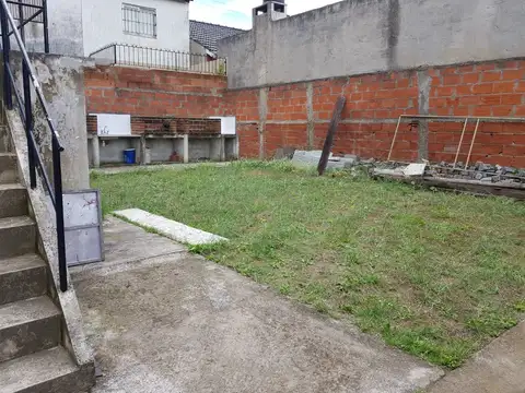 2 nº 5620 (Ref 120400) Complejo de 4 departamentos!