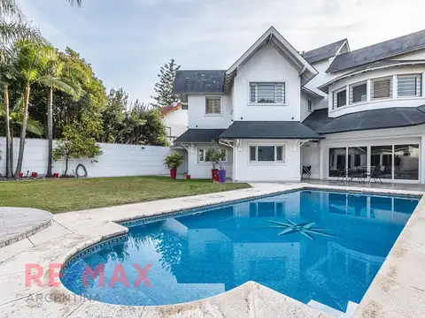 VENTA CASA 10 AMB EN RAMOS MEJIA