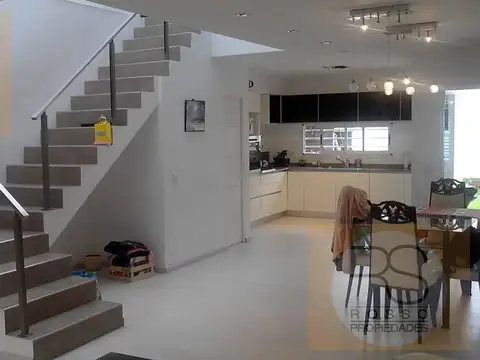 Casa en Venta en Villa Luzuriaga, USD 290.000