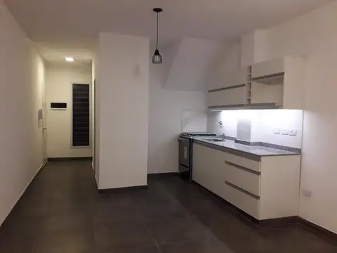 Depto Tipo Casa en Venta con 1 cocheras
