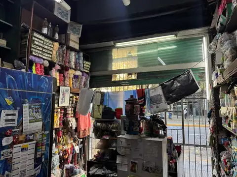 Local - Alquiler - Argentina, Capital Federal - Almirante Brown 1200