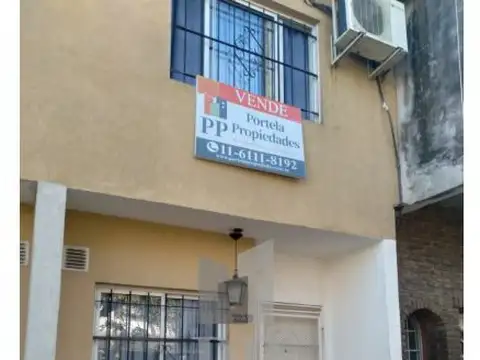 Depto Tipo Casa en Venta de 3 ambientes