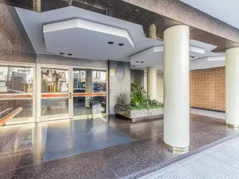 Tres ambientes en Caballito muy luminoso