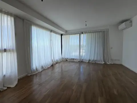 Departamento 4 ambientes con 4 baños