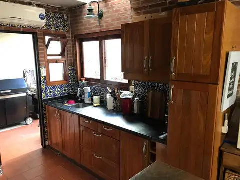 PH 3 y 1/2 amb patio, lavadero, entrada indep. Sin expensas