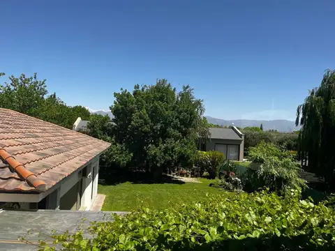 Casa en Venta en Lujan De Cuyo, USD 520.000