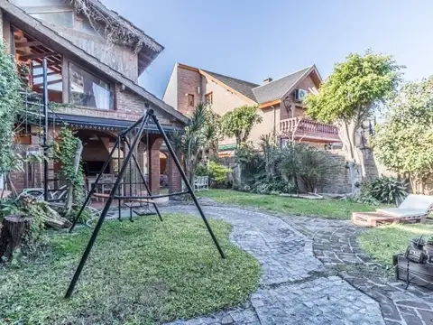 Av. Congreso 3766 , Piso 1