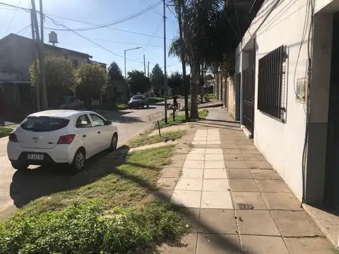 Maestro Dasso 4709 , Piso --