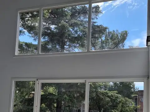 Depto Tipo Casa en Alquiler de 5 ambientes