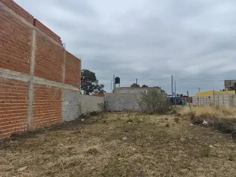 Terreno en Venta de 180,0 m2