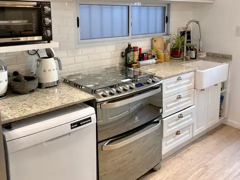 Depto Tipo Casa 2 ambientes con 2 baños