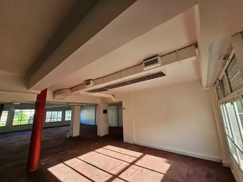 Oficina en alquiler en  Microcentro de 238 m2