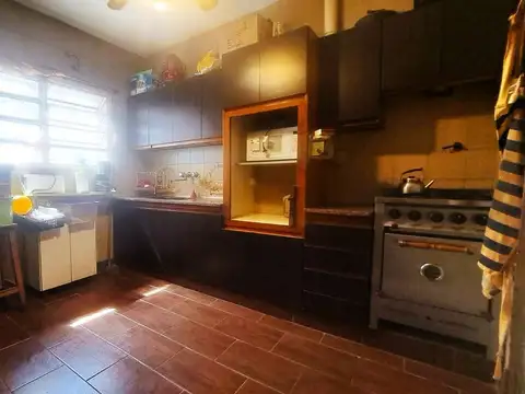 Depto Tipo Casa 4 ambientes con 2 baños