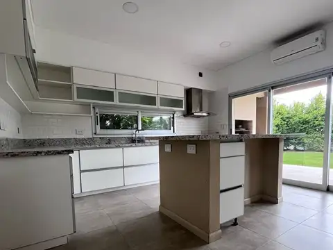 Casa en Venta al Noreste