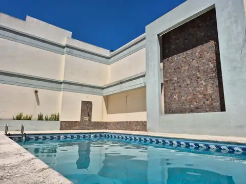 Lope de Vega 1300, Piso pb