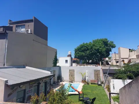 Casa 7 ambientes con 3 baños