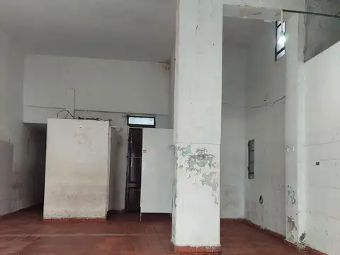 Local comercial 60 m2 Total, Tomo Propiedad  Consulte