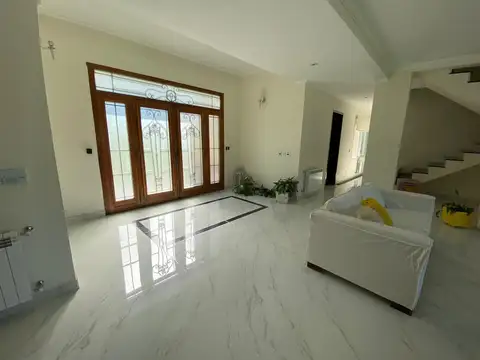Casa en Venta de 5 dormitorios