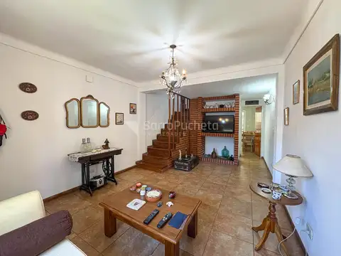 Depto Tipo Casa en Venta con 1 cocheras