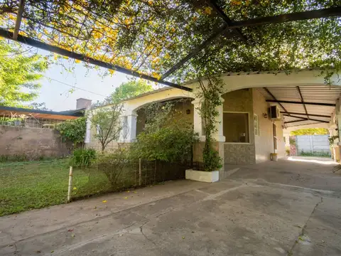 Casa 3 ambientes con 1 baño